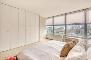 CozySuites 800 Tower 1BR with gym 18